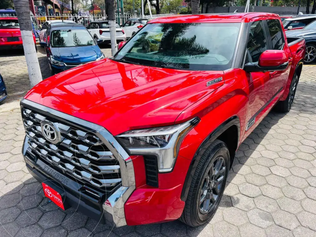 Toyota Tundra HEV Platinum 2025
