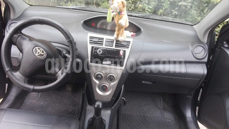 foto Toyota Yaris Sedan 1.3 XLi usado
