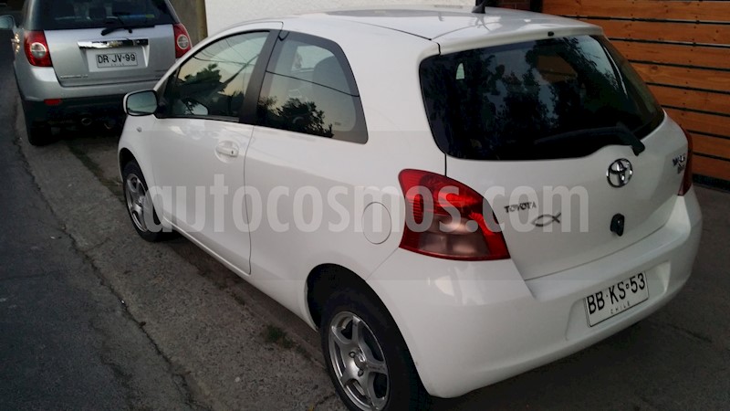 foto Toyota Yaris Sport 1.3 XLi 3P usado