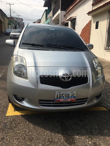 foto Toyota Yaris 1.3L 5P Aut usado