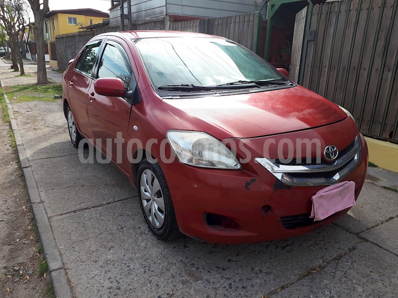 foto Toyota Yaris 1.5 XLi usado