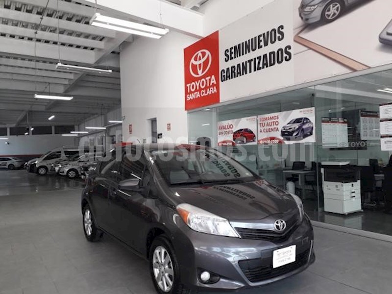 foto Toyota Yaris 5p Hatchback Premium L4/1.5 Aut usado