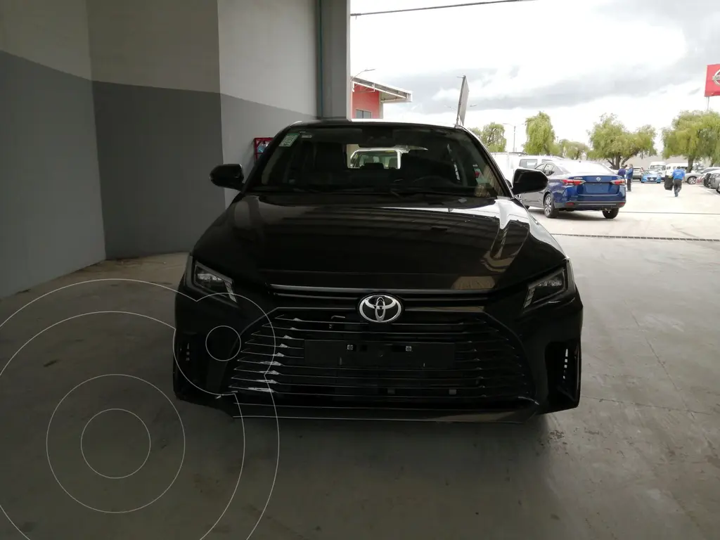foto Toyota Yaris Base Aut usado (2024) color Negro precio $339,900