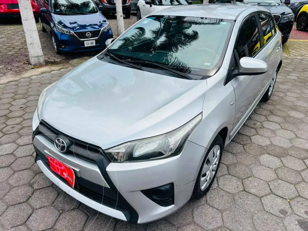 Toyota Yaris 5P 1.5L Core 2017