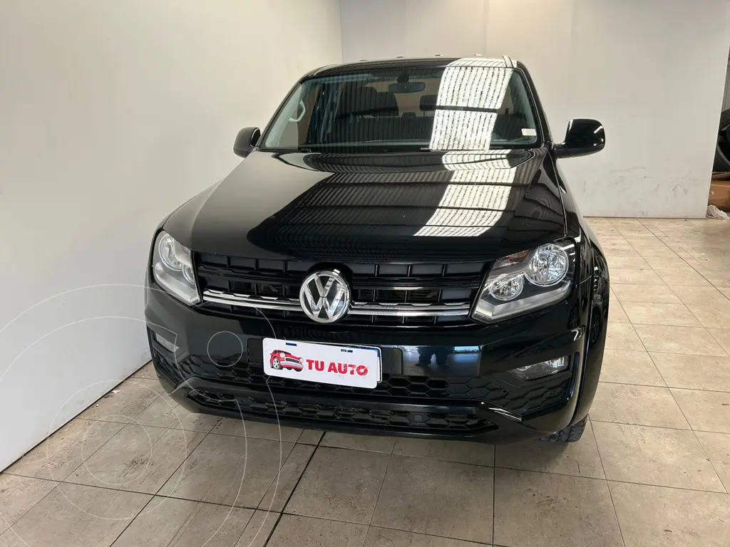 foto Volkswagen Amarok DC 4x2 Comfortline Aut usado (2018) color Negro Profundo precio $30.500.000