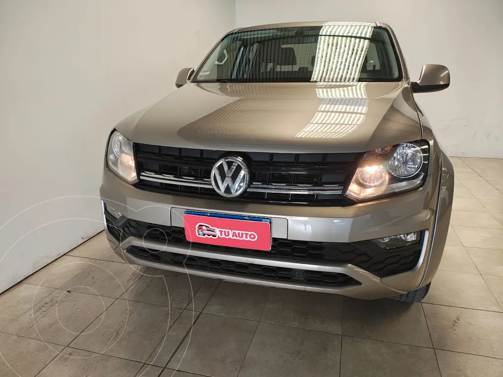 foto Volkswagen Amarok DC 4x2 Comfortline Aut usado (2017) color Beige precio $28.900.000