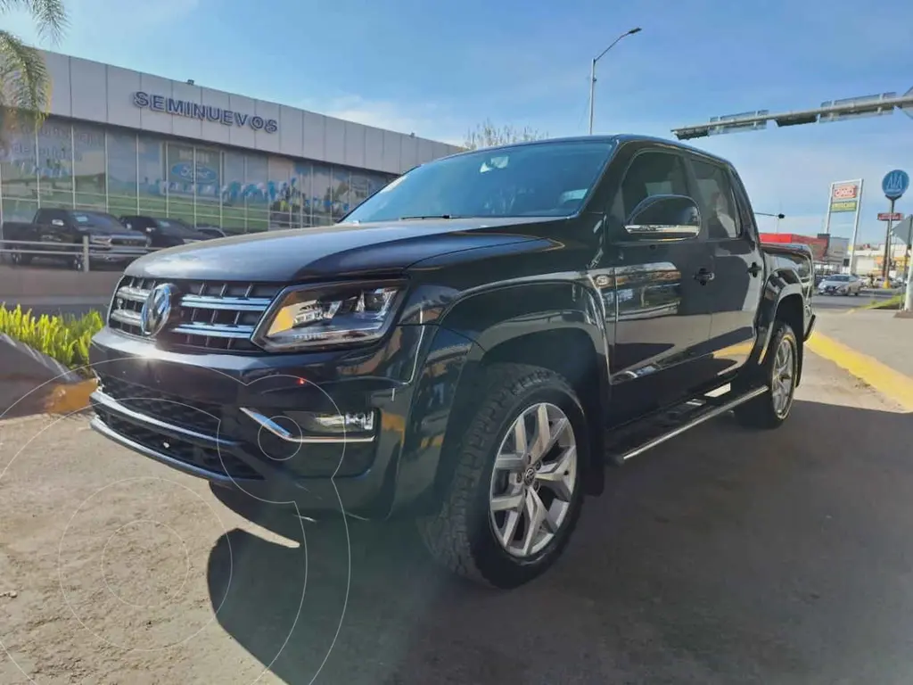 foto Volkswagen Amarok Highline Aut 4Motion V6 usado (2020) color Azul precio $620,000