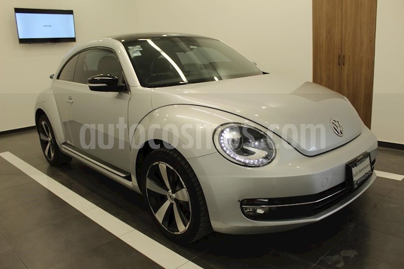 foto Volkswagen Beetle Turbo DSG usado