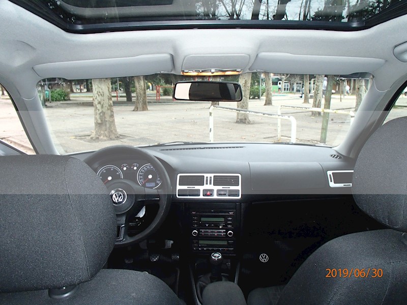 foto Volkswagen Bora 1.9 TDi Trendline usado