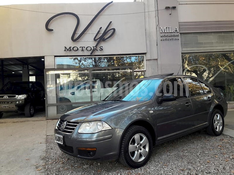 foto Volkswagen Bora 2.0 Trendline usado