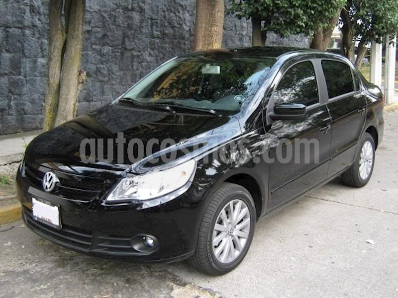 foto Volkswagen Gol Sedan 1.6L Confort usado