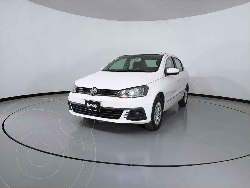 foto Volkswagen Gol Sedán Trendline usado (2018) color Blanco precio $207,999