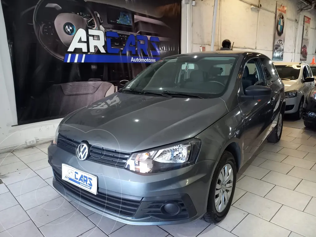 foto Volkswagen Gol Trend 5P Highline usado (2017) color Gris precio $3.400.000