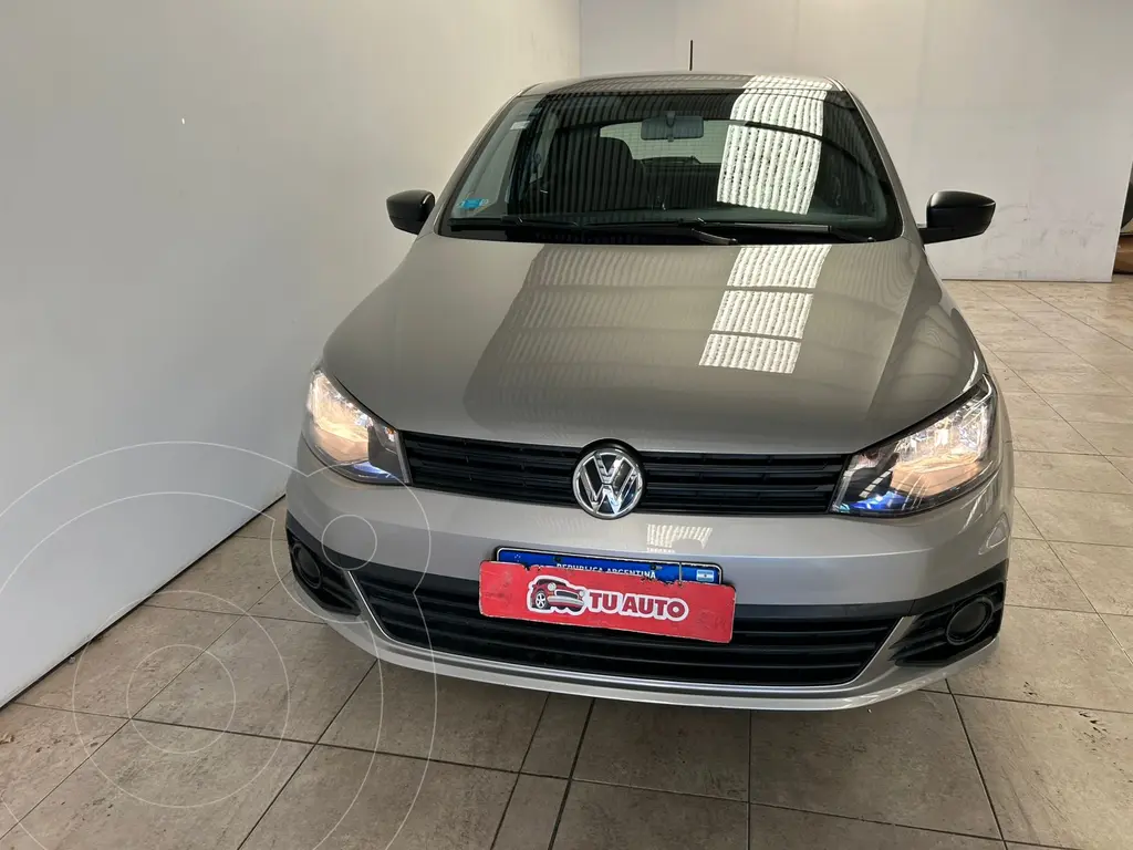 foto Volkswagen Gol Trend 5P Trendline usado (2017) color Plata precio $15.500.000