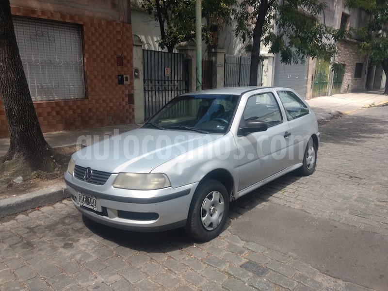 foto Volkswagen Gol 3P 1.6 Dublin usado
