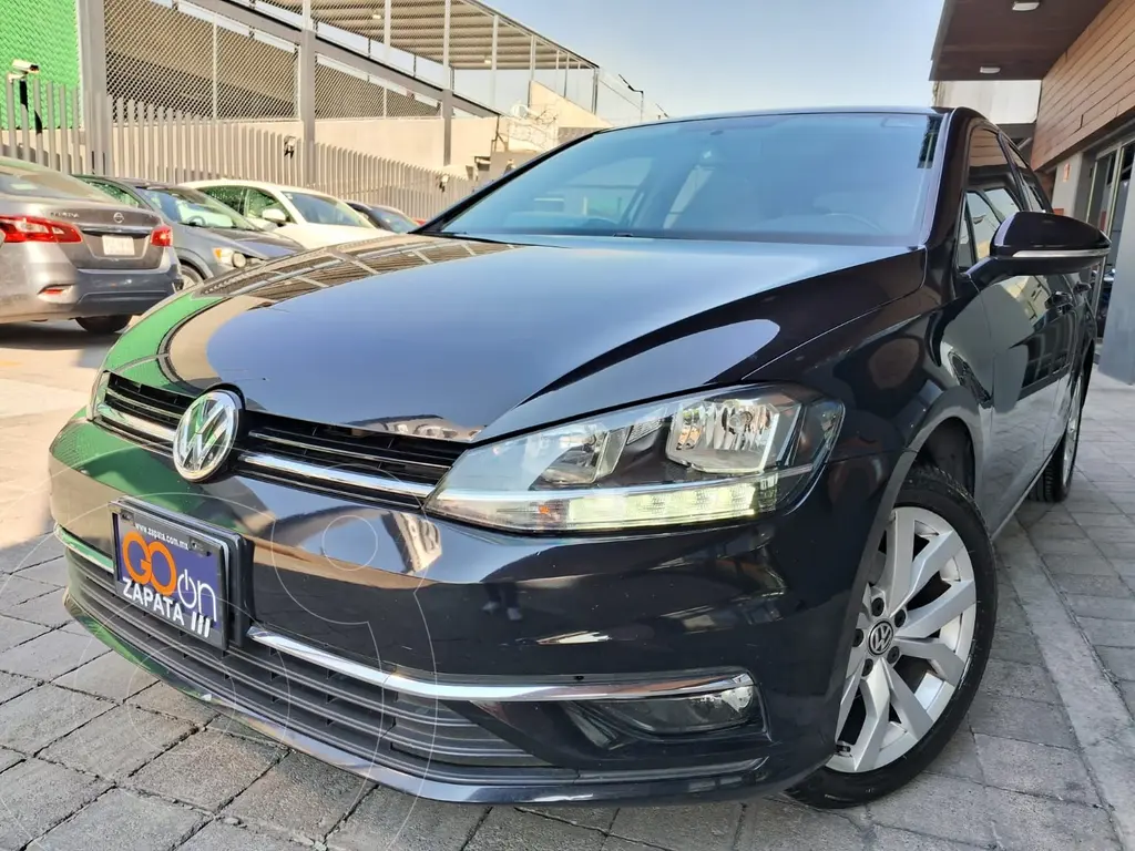 foto Volkswagen Golf Comfortline usado (2018) color Negro precio $310,000