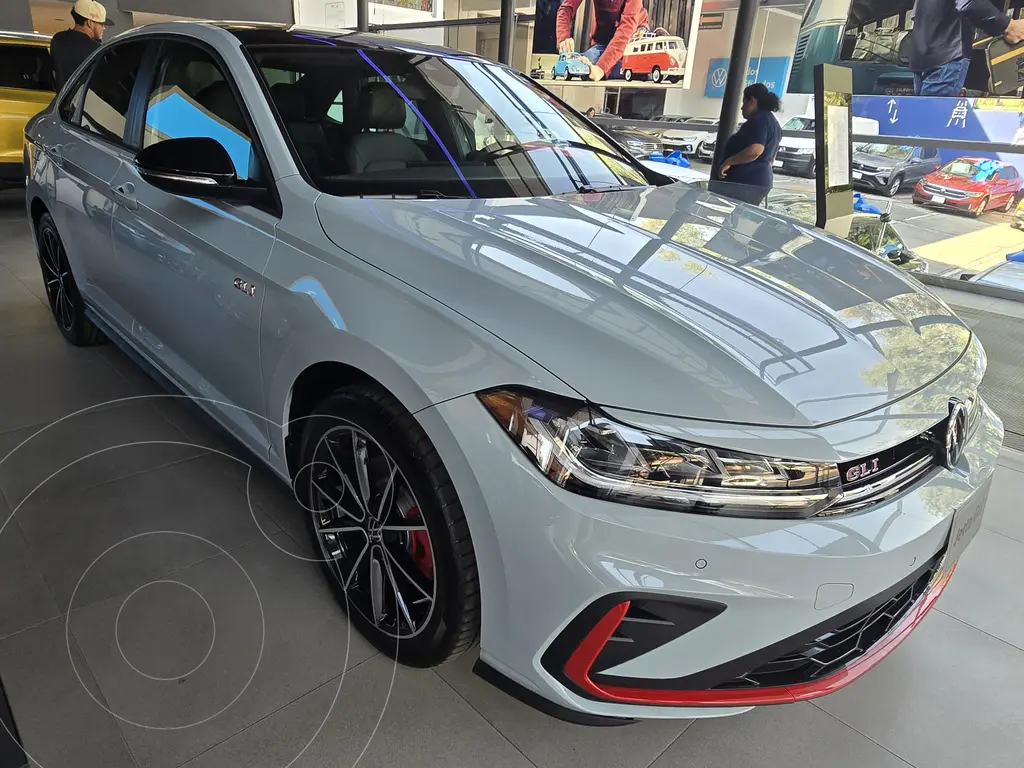 foto Volkswagen Jetta GLI 2.0L TSI nuevo color Celeste precio $670,490