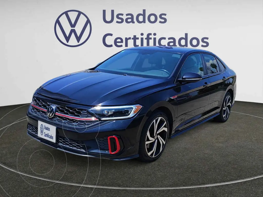 foto Volkswagen Jetta GLI 2.0T DSG usado (2023) color Negro precio $480,900