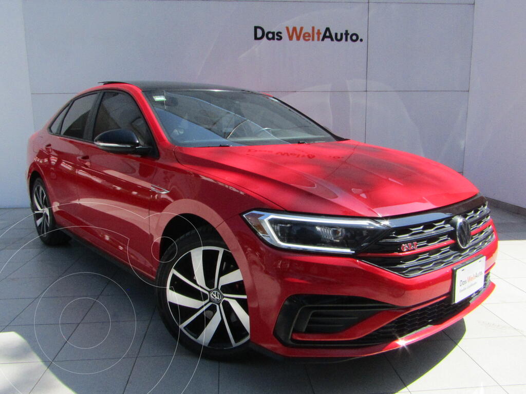 foto Volkswagen Jetta GLI 2.0T DSG usado (2020) color Rojo precio $579,000