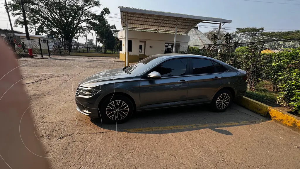 Volkswagen Jetta 1.8L Turbo Tiptronic usado en Bogotá