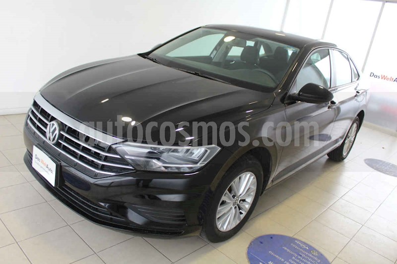 foto Volkswagen Jetta Comfortline Tiptronic usado (2019) color Negro precio $320,000