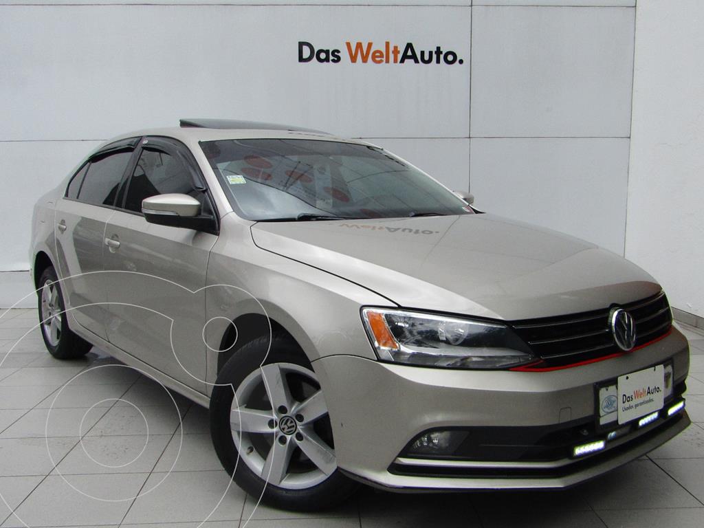foto Volkswagen Jetta Comfortline Tiptronic usado (2016) color Plata Lunar precio $185,000