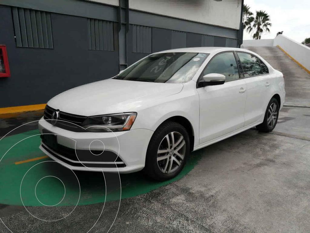 foto Volkswagen Jetta Trendline Tiptronic usado (2017) color Blanco precio $240,000