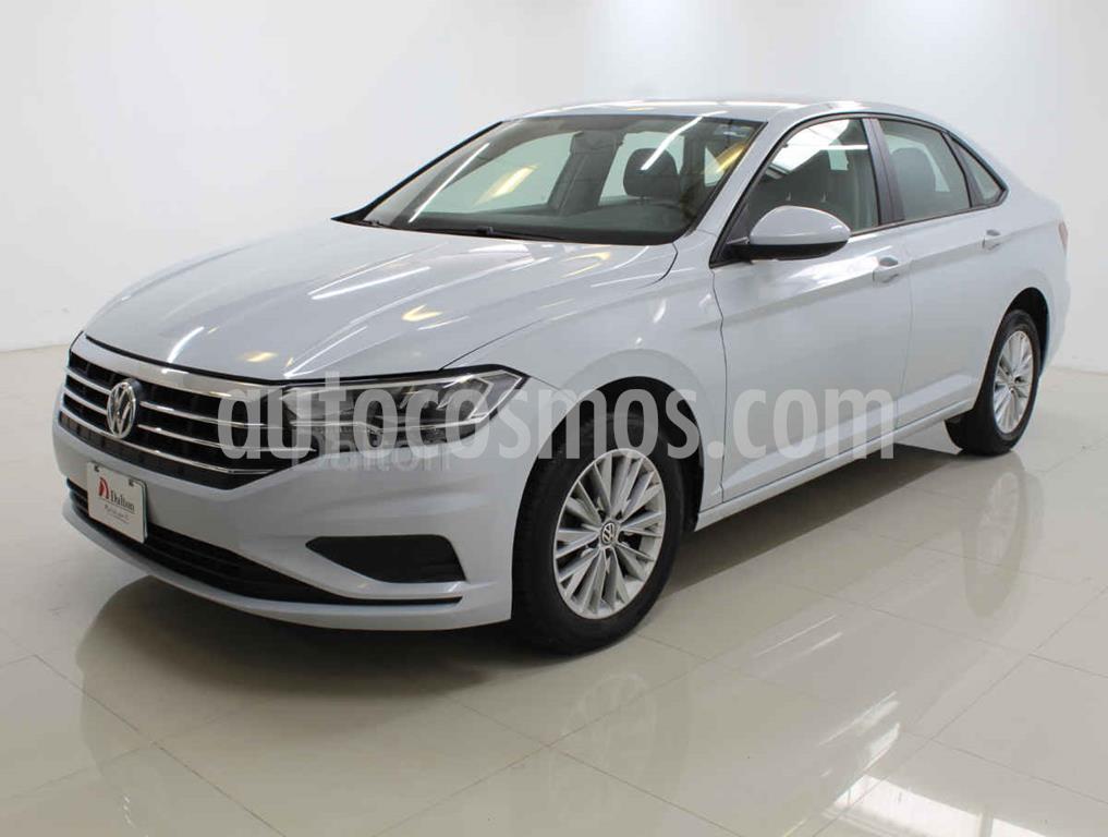 foto Volkswagen Jetta Comfortline Tiptronic usado (2019) color Plata precio $275,000