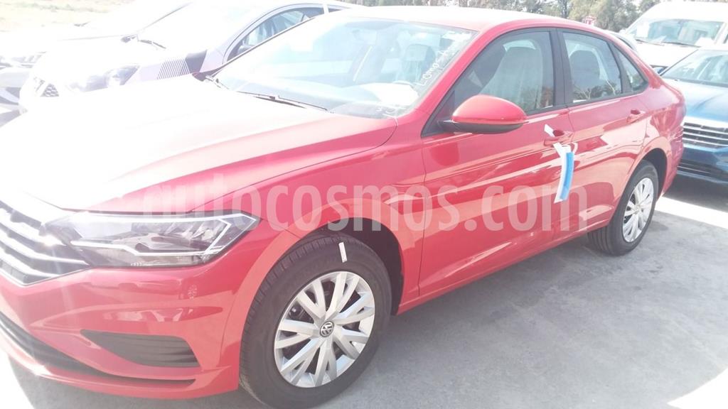 foto Volkswagen Jetta Trendline usado (2020) color Rojo precio $309,900