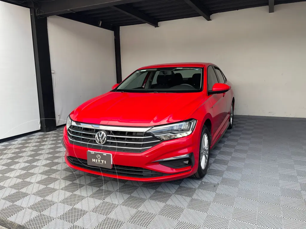 foto Volkswagen Jetta Comfortline usado (2019) color Rojo precio $294,000