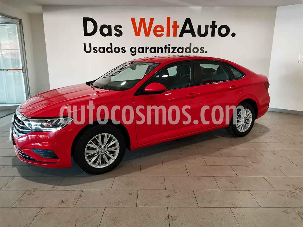 foto Volkswagen Jetta Comfortline Tiptronic usado (2019) color Rojo precio $305,900