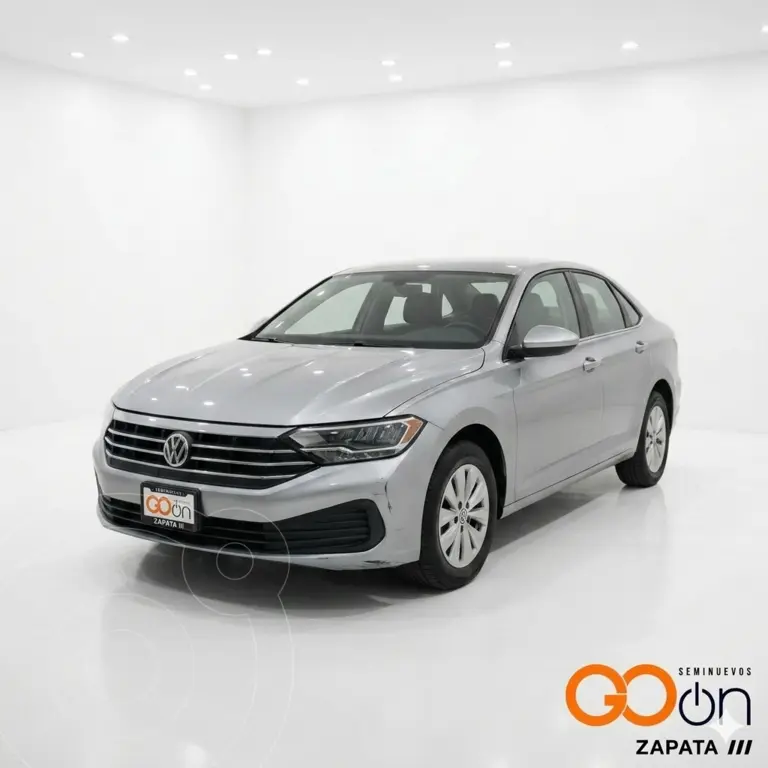 foto Volkswagen Jetta Comfortline usado (2022) color VWA PLATA PIRITA precio $330,000