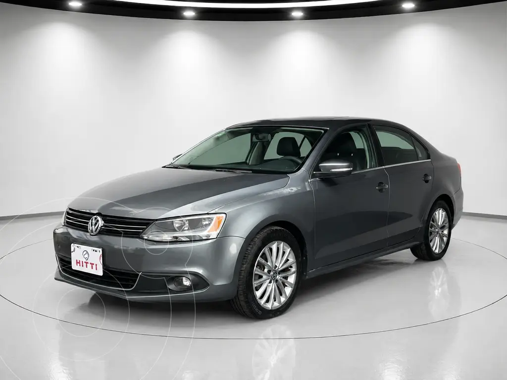 Volkswagen Jetta Sport usado (2013) color Gris Oscuro precio $168,000