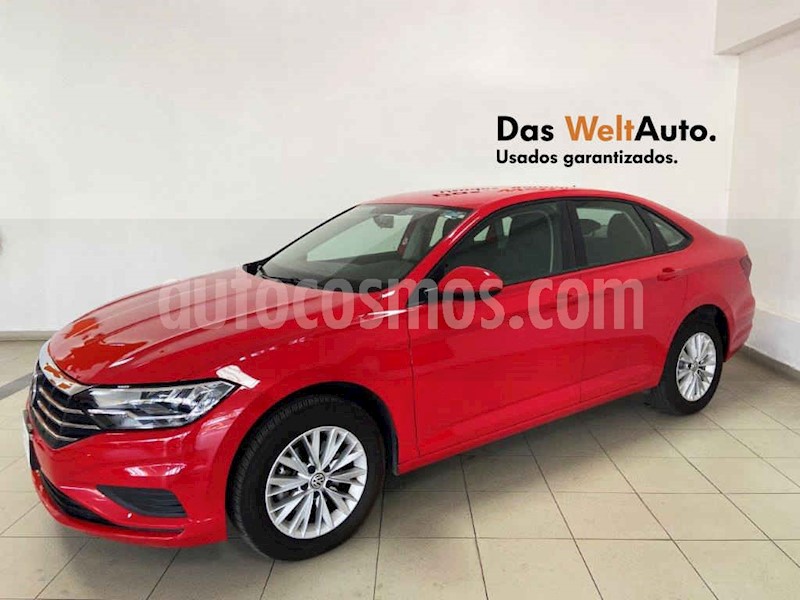 foto Volkswagen Jetta Comfortline Tiptronic usado (2019) color Rojo precio $299,458