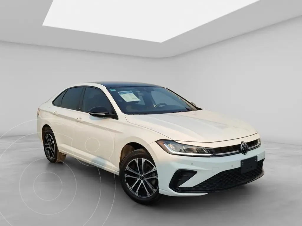 foto Volkswagen Jetta Sportline usado (2025) color Blanco precio $478,900