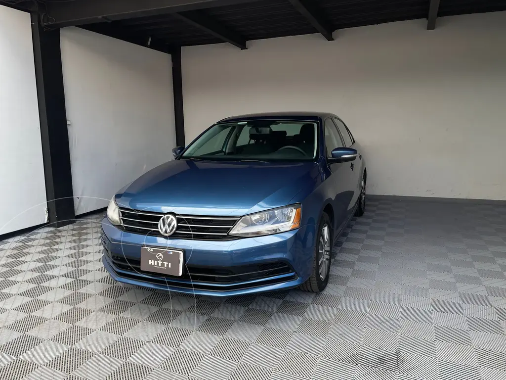 foto Volkswagen Jetta Trendline Tiptronic usado (2017) color Azul precio $224,000