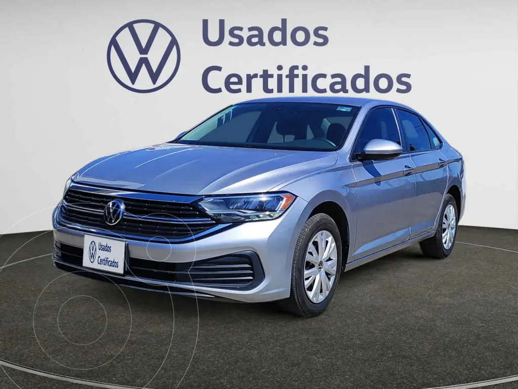 foto Volkswagen Jetta Trendline usado (2023) color Plata precio $320,900
