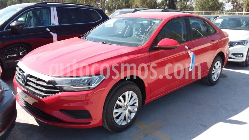 foto Volkswagen Jetta Trendline usado (2020) color Rojo precio $319,000
