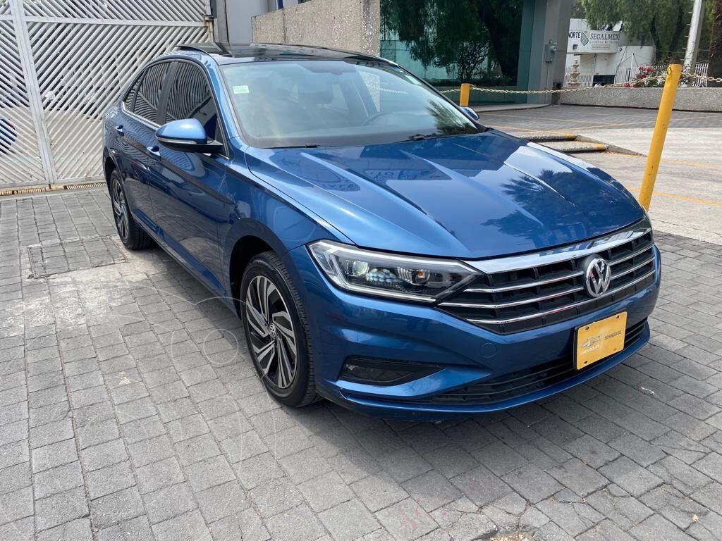 foto Volkswagen Jetta Highline usado (2019) color Azul precio $435,000