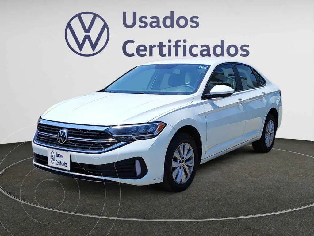 foto Volkswagen Jetta Comfortline usado (2024) color Blanco precio $430,900