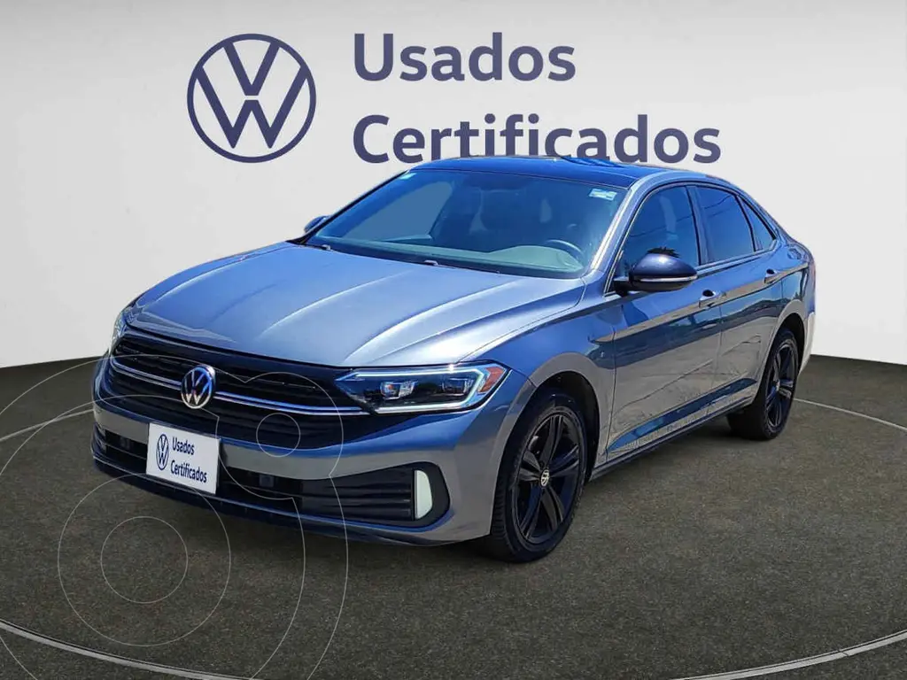 foto Volkswagen Jetta Sportline usado (2023) color Gris precio $440,900