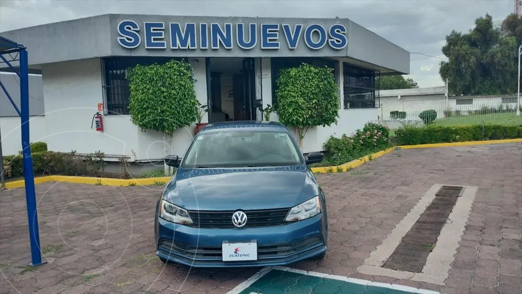 Volkswagen Jetta Tiptronic Usado Color Azul Electrico Precio