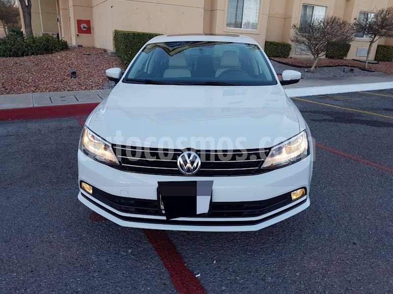 foto Volkswagen Jetta Sportline usado