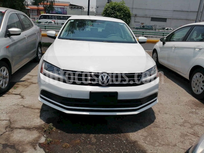 foto Volkswagen Jetta Trendline 2.0 Aut usado