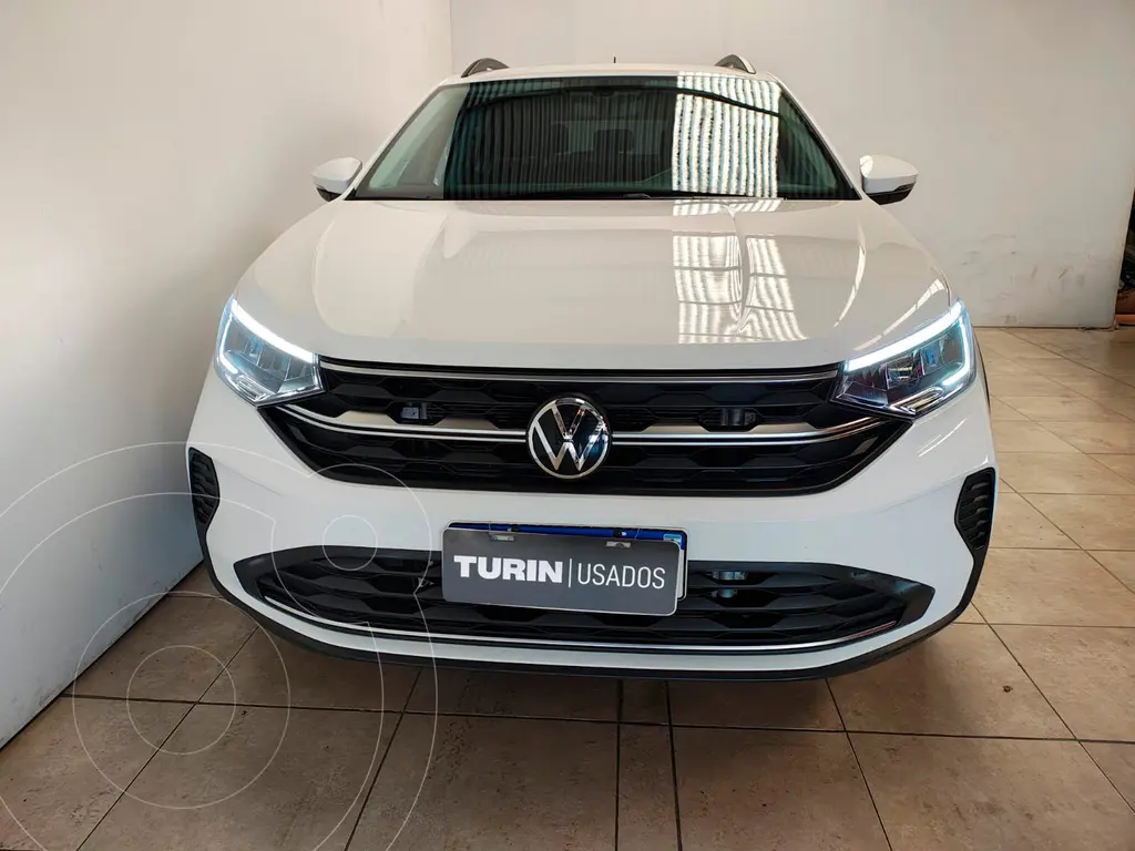 foto Volkswagen Nivus Comfortline 200 TSi usado (2024) color Blanco Cristal precio $29.500.000