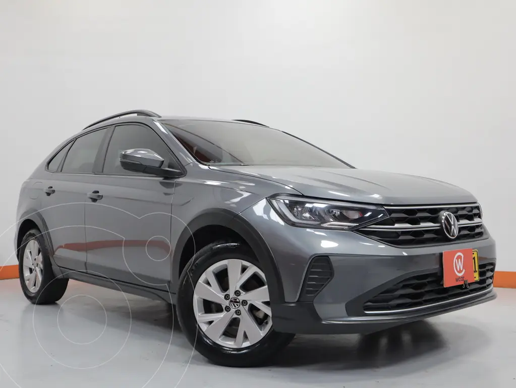 foto Volkswagen Nivus Comfortline usado (2023) color Gris Mercurio precio $72.990.000