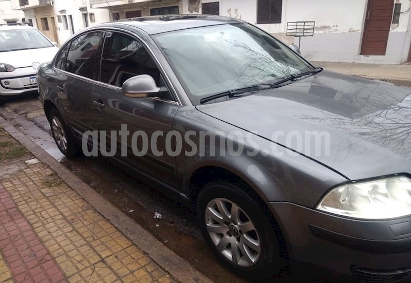 foto Volkswagen Passat 1.9 TDi 6Vel 4Motion usado