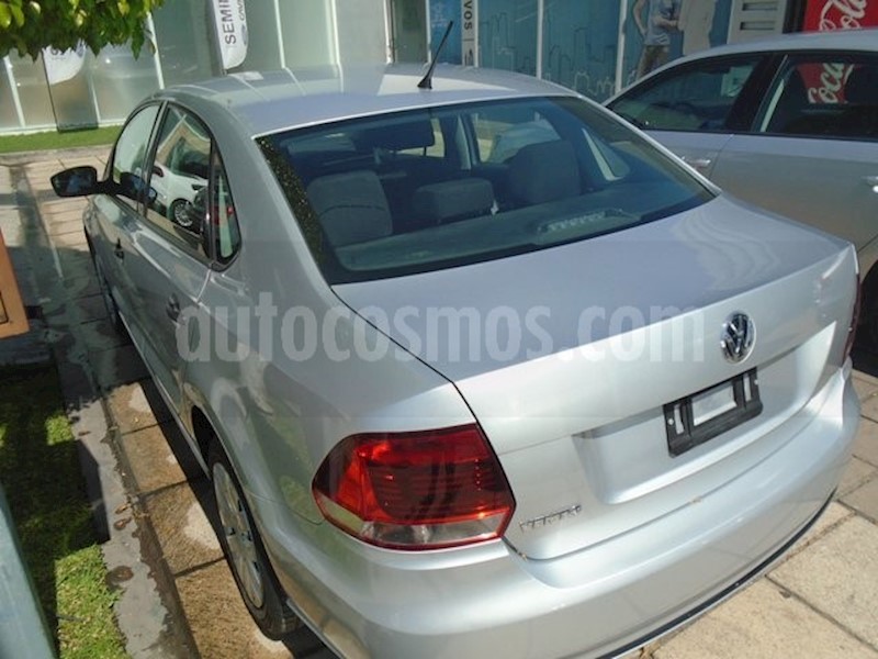 foto Volkswagen Passat COMFORT MOTOR 2.52L TRANS 6VEL AUT usado
