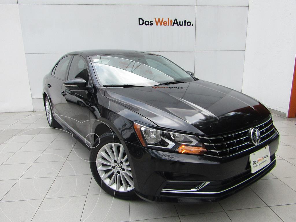 foto Volkswagen Passat Tiptronic Comfortline usado (2017) color Negro Profundo precio $239,000