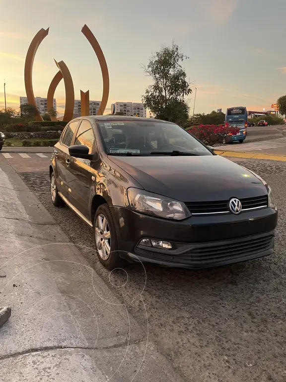 Volkswagen Polo 1.6L usado (2015) color Gris precio $145,000